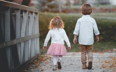 Gender differences in attachment to caregivers